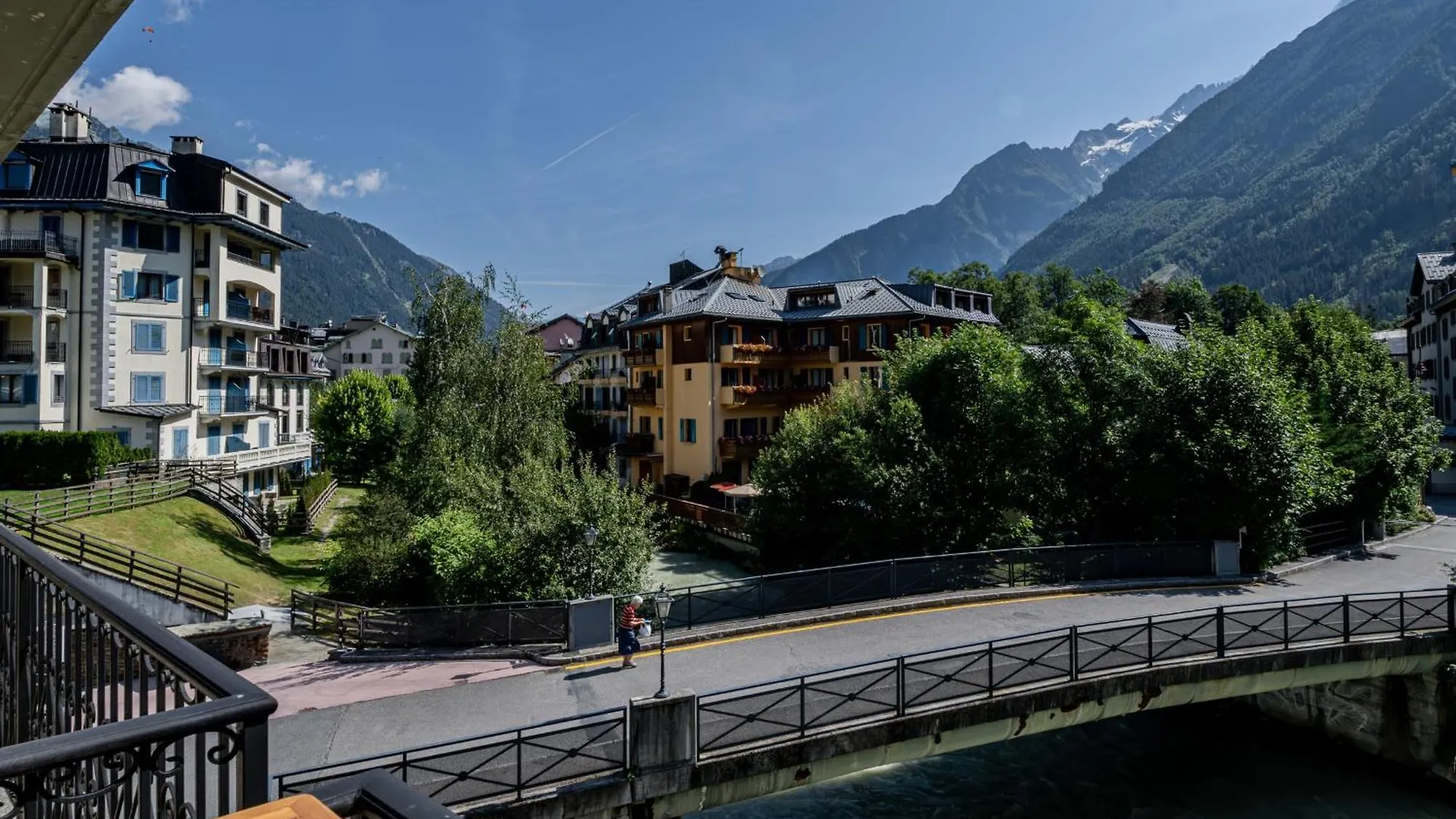Coeur Des Alpes - A Spacious 3-Bedroom Apartment With Spectacular Views 샤모니