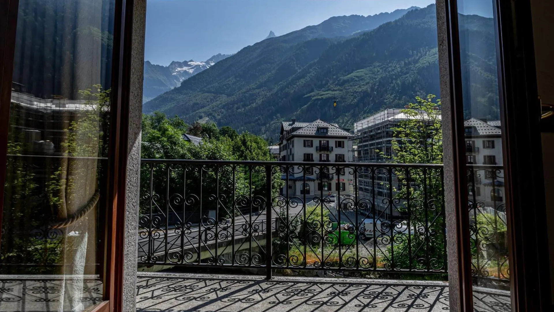 Coeur Des Alpes - A Spacious 3-Bedroom Apartment With Spectacular Views 샤모니