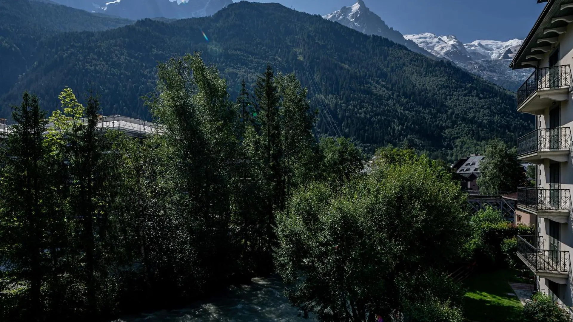 Coeur Des Alpes - A Spacious 3-Bedroom Apartment With Spectacular Views Chamonix