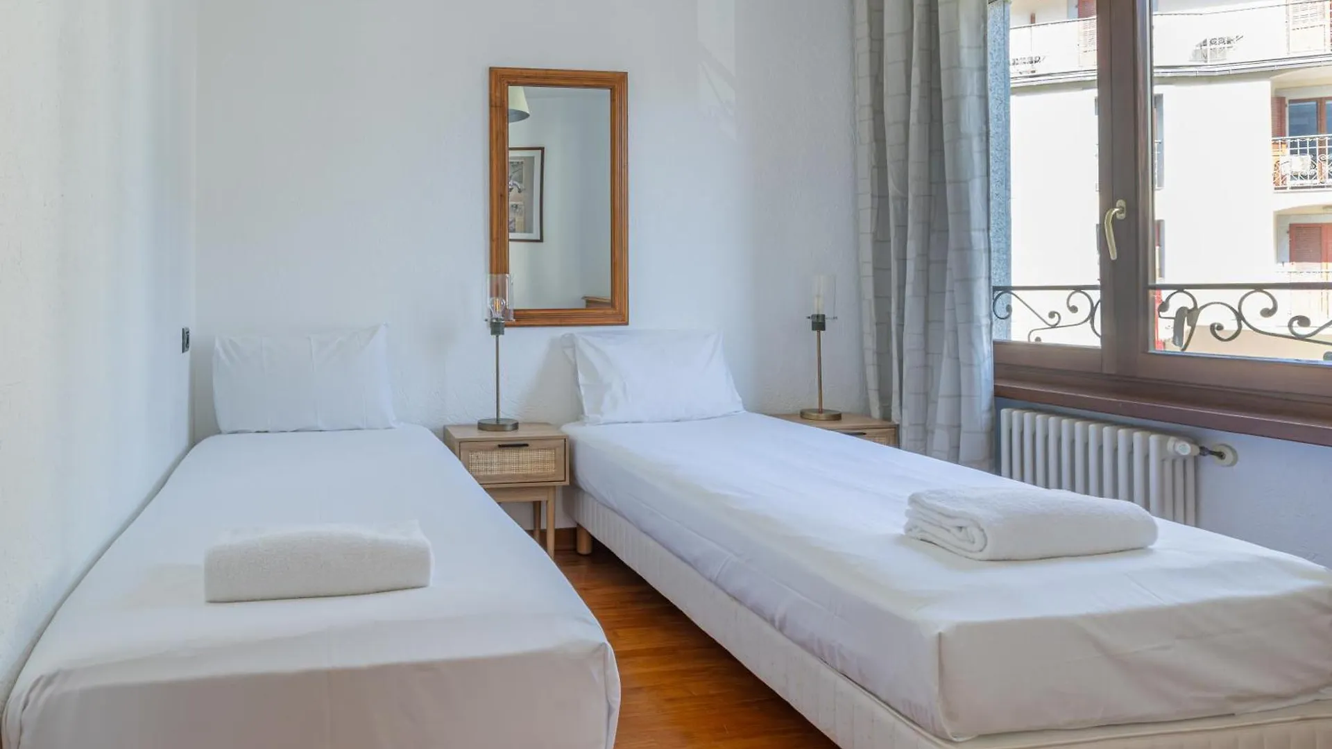 Coeur Des Alpes - A Spacious 3-Bedroom Apartment With Spectacular Views 샤모니 0*,